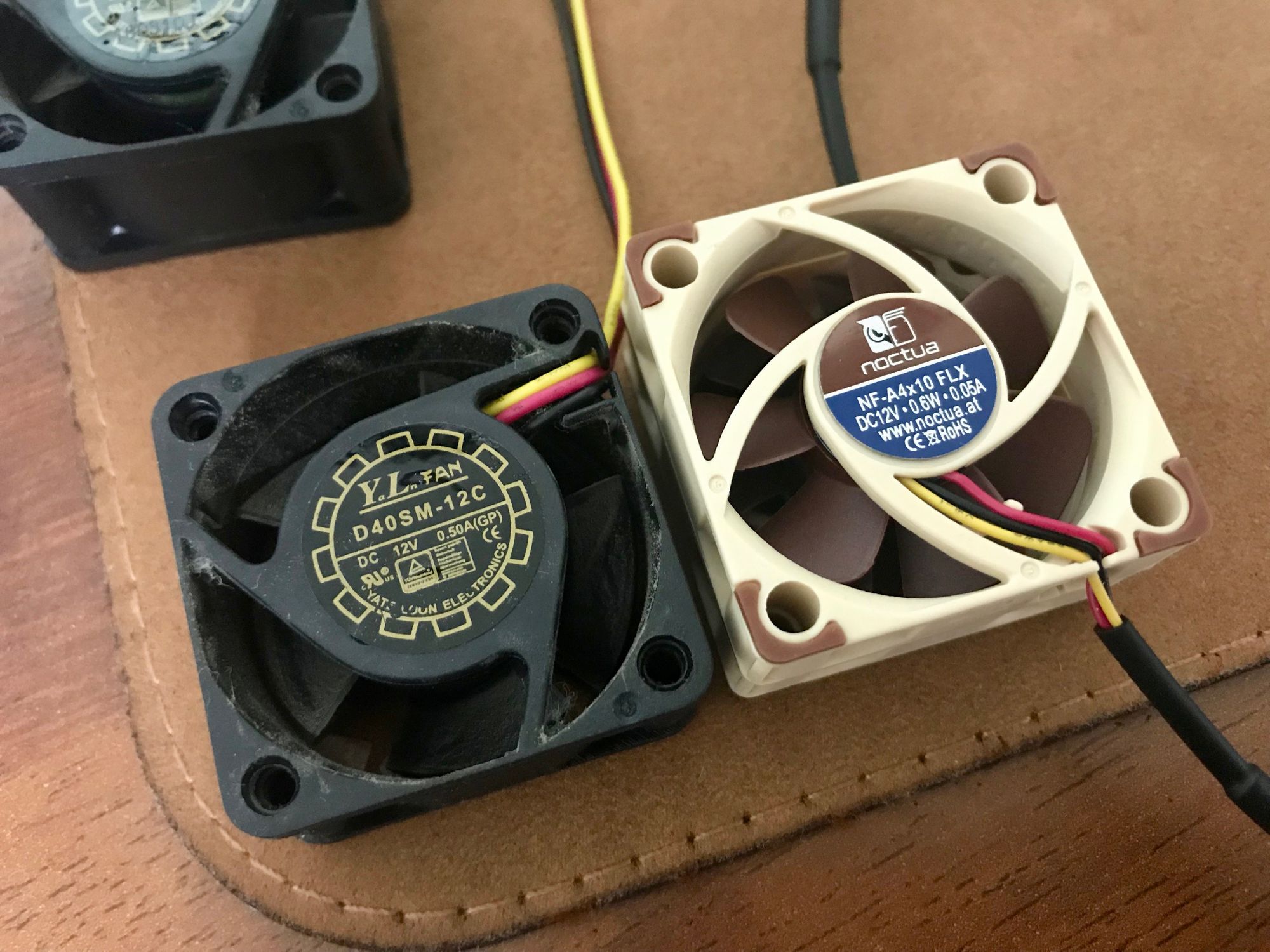 Installing Noctua 40mm fans in my router