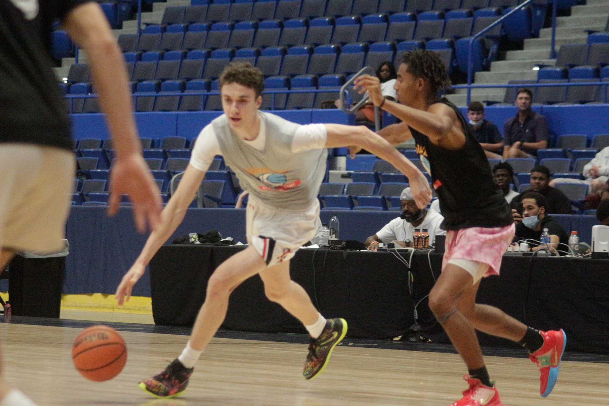 Hoops In CT Gems In The Nutmeg State