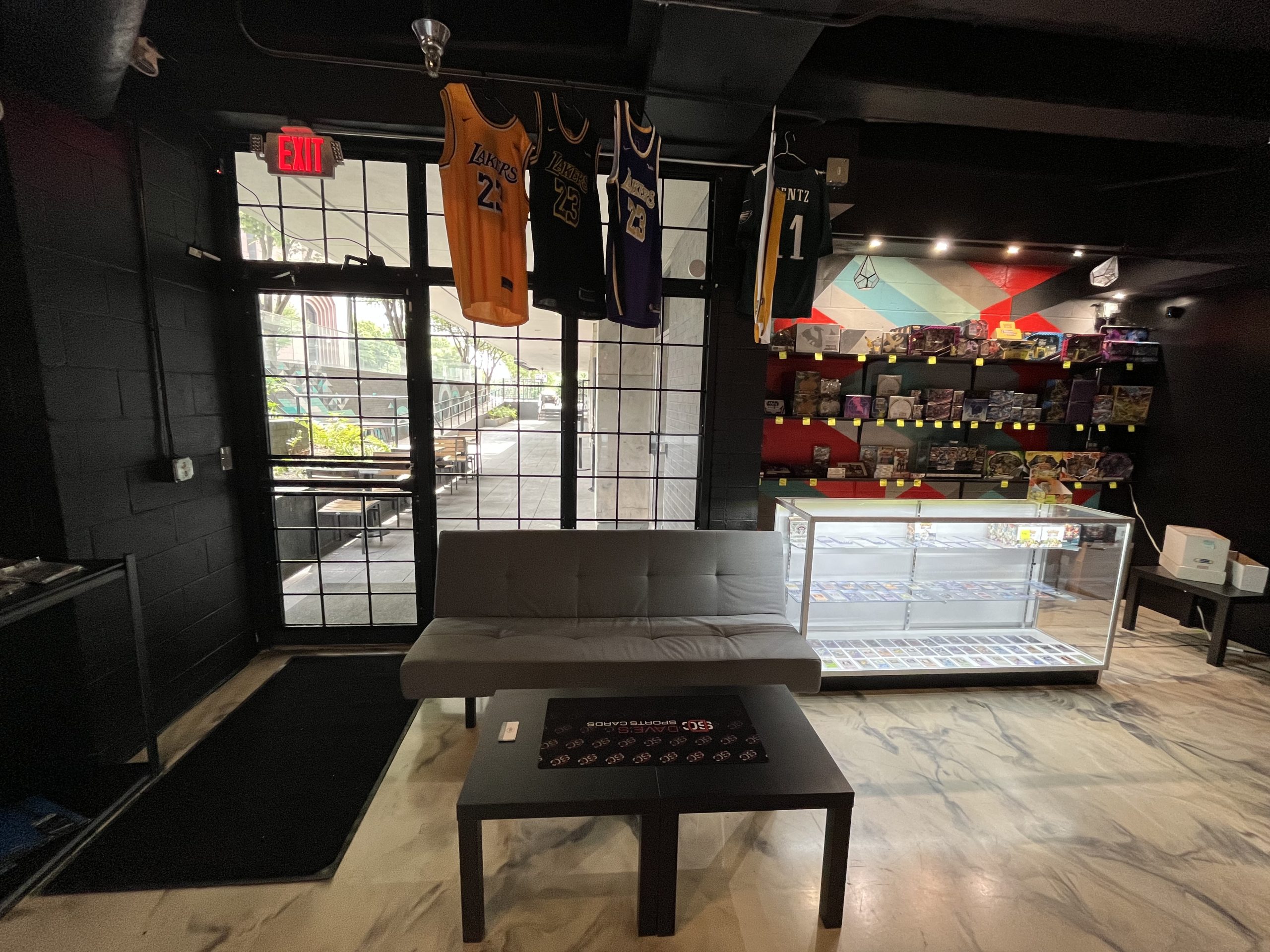 Atlanta Location Dave's Sports Cards