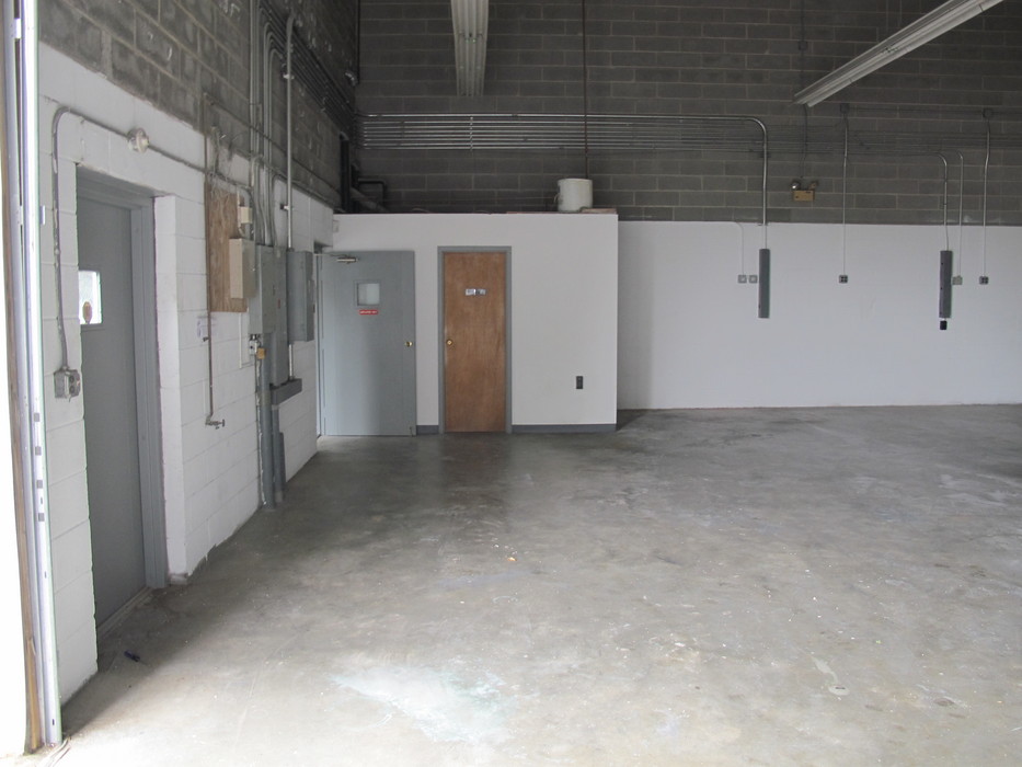 Wallingford Warehouse & Office Space For Rent, Wallingford Commercial