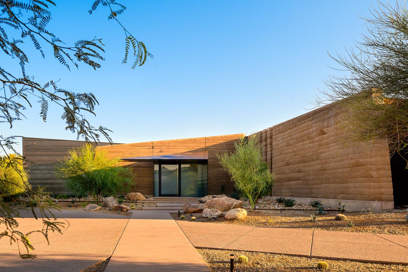 Camelback Contemporary House Interior Design in Phoenix, AZ