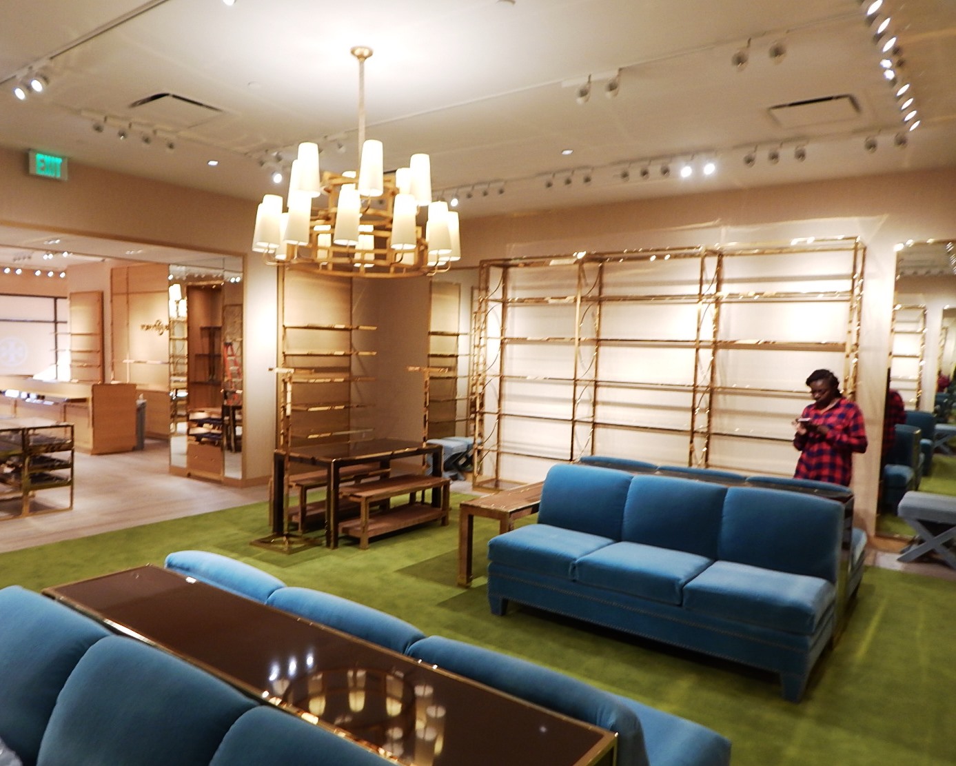 Tory Burch David Nice Builders, Inc.