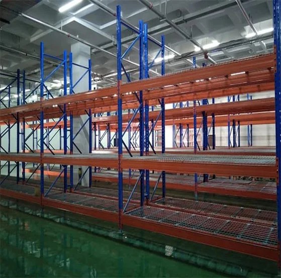 Wire Mesh Decking supplier in Qatar heavy duty racking