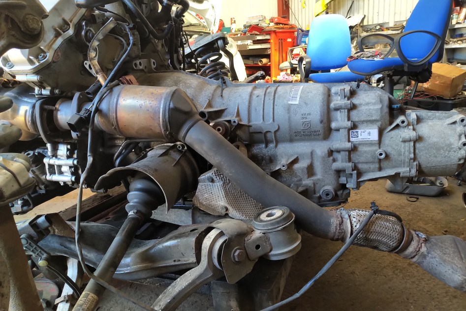 Audi RS4 4.2 V8 Headers Converted for S4 Against an S4 Auto Box daviem