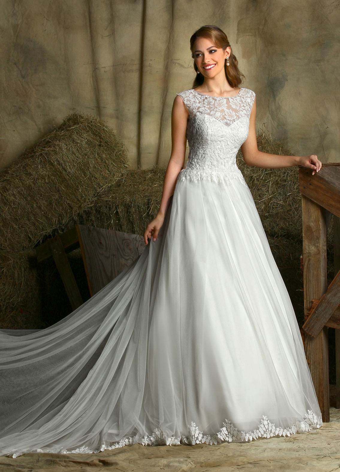 Style 50323 DaVinci Wedding Dresses