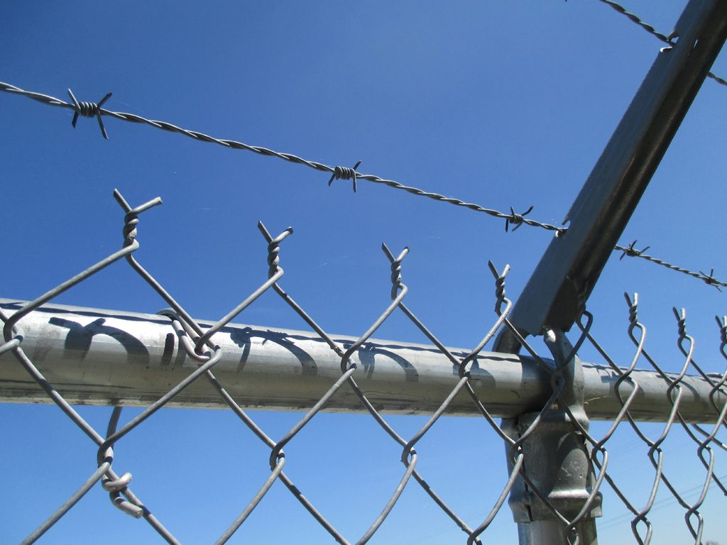 CHAIN LINK FENCE Davis Gates