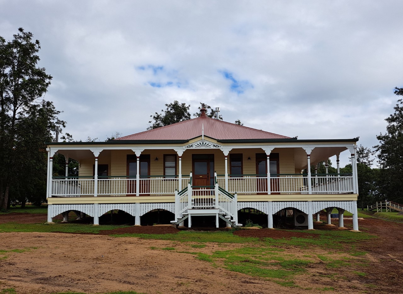 Davison HomesFront view Davison Homes