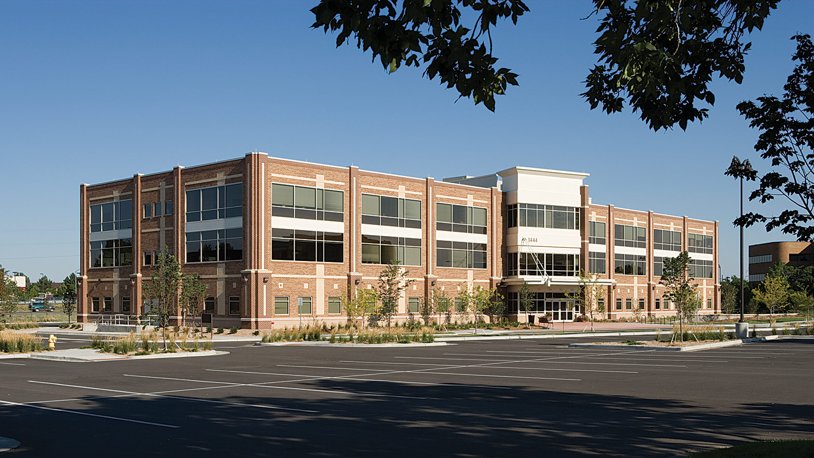 Medical Center of Aurora Medical Office Building Davis Partnership
