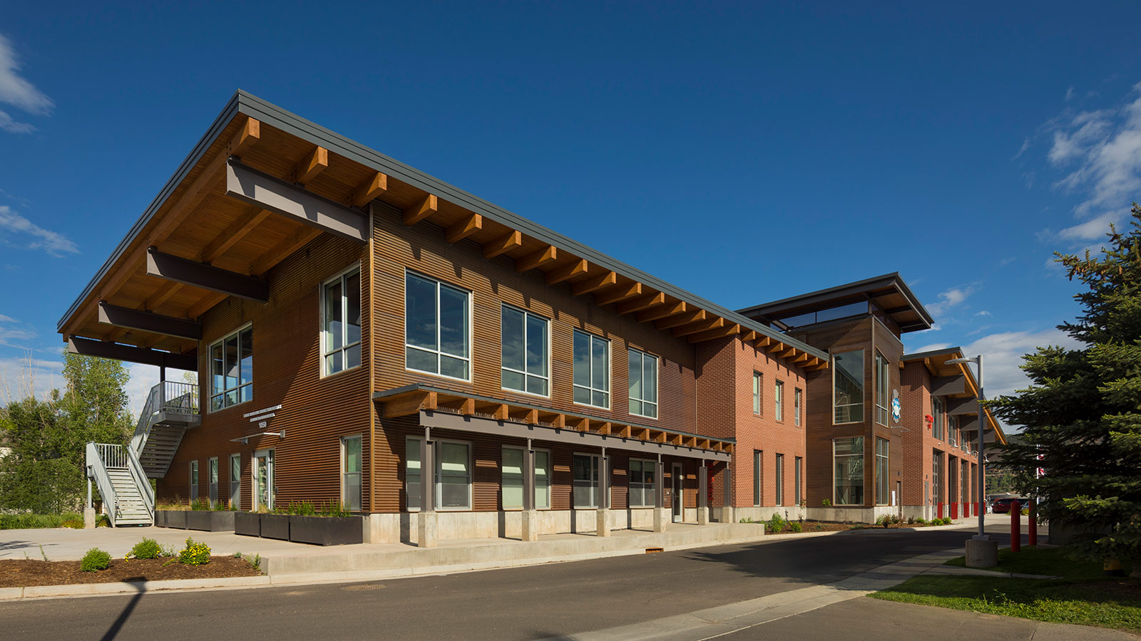 Edwards Fire Station 12, Training and Administrative Facility Davis Partnership