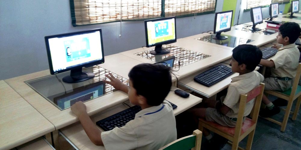 Computer Labs DAV School