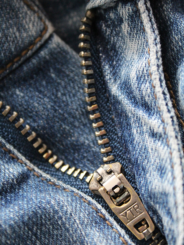 Dawn's Fitting Alterations Professional Alterations and Fittings