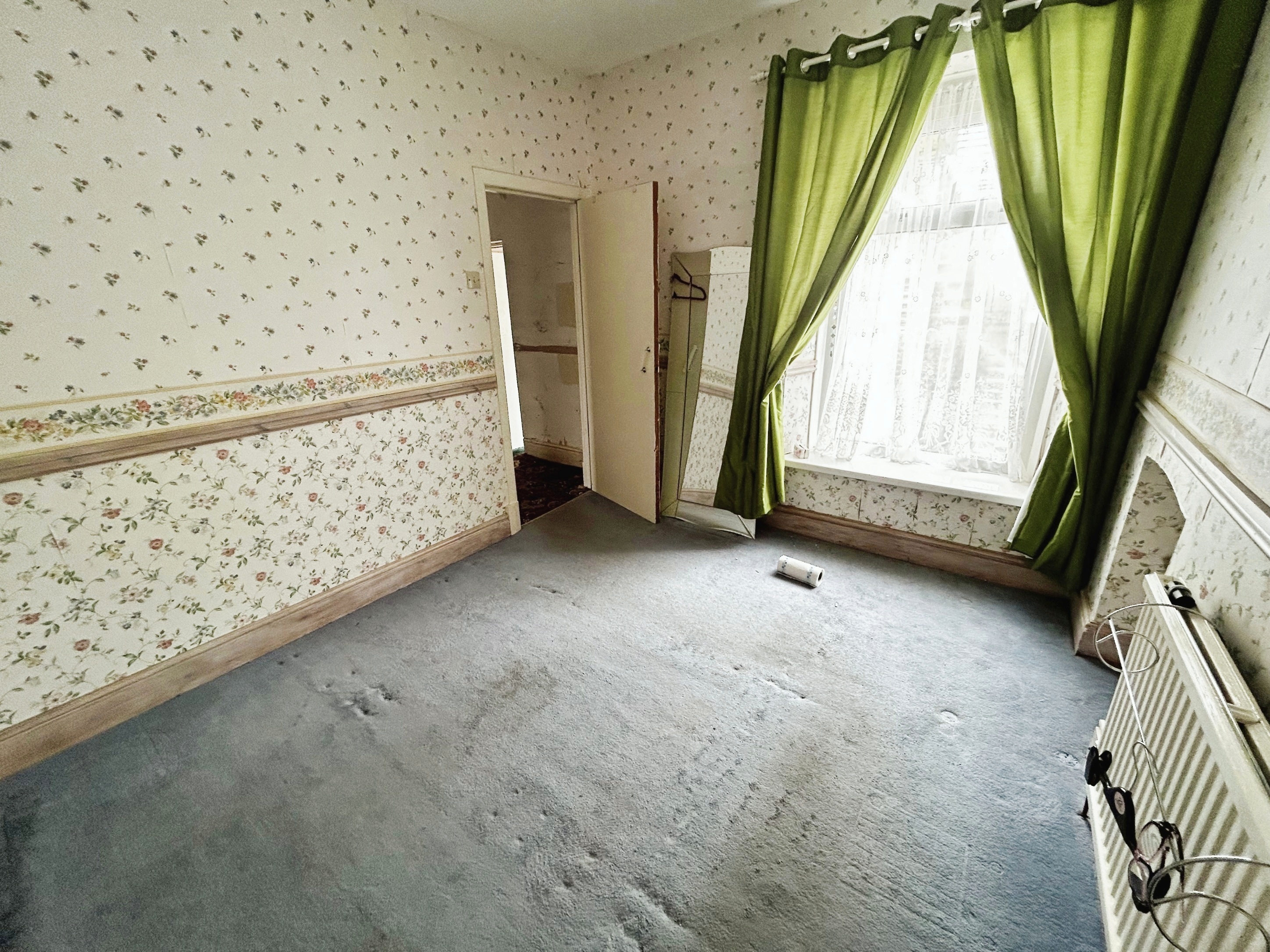 54, Goppa Road Pontarddulais, Swansea, SA4 8JN Dawsons