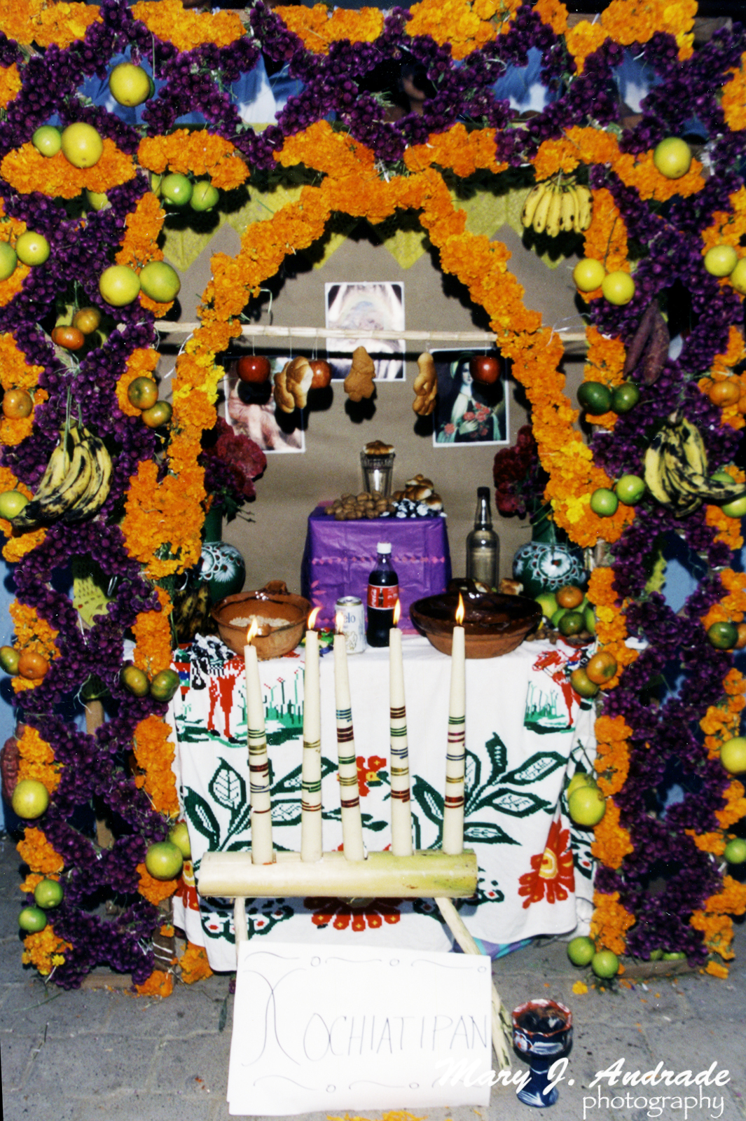 La ofrenda en la Huasteca Hidalguense Day of the Dead in Mexico