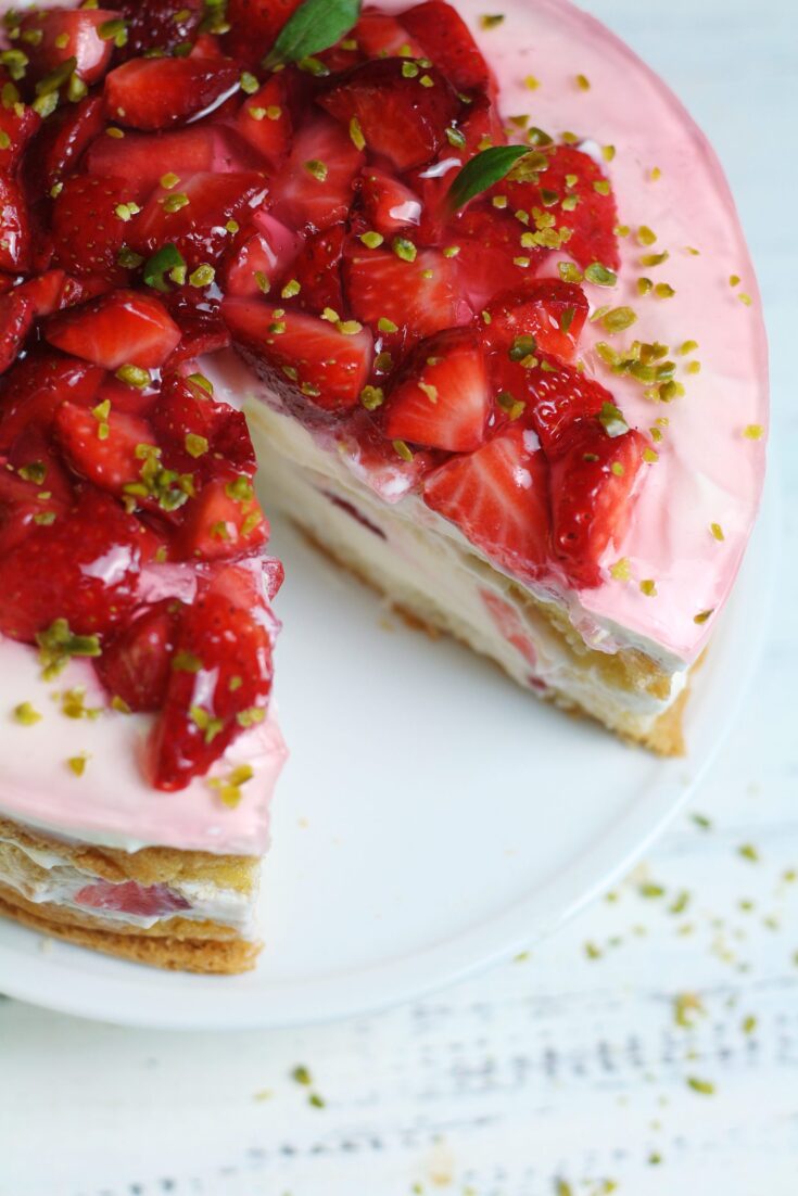 How To Make German Strawberry Cream Torte Days of Jay