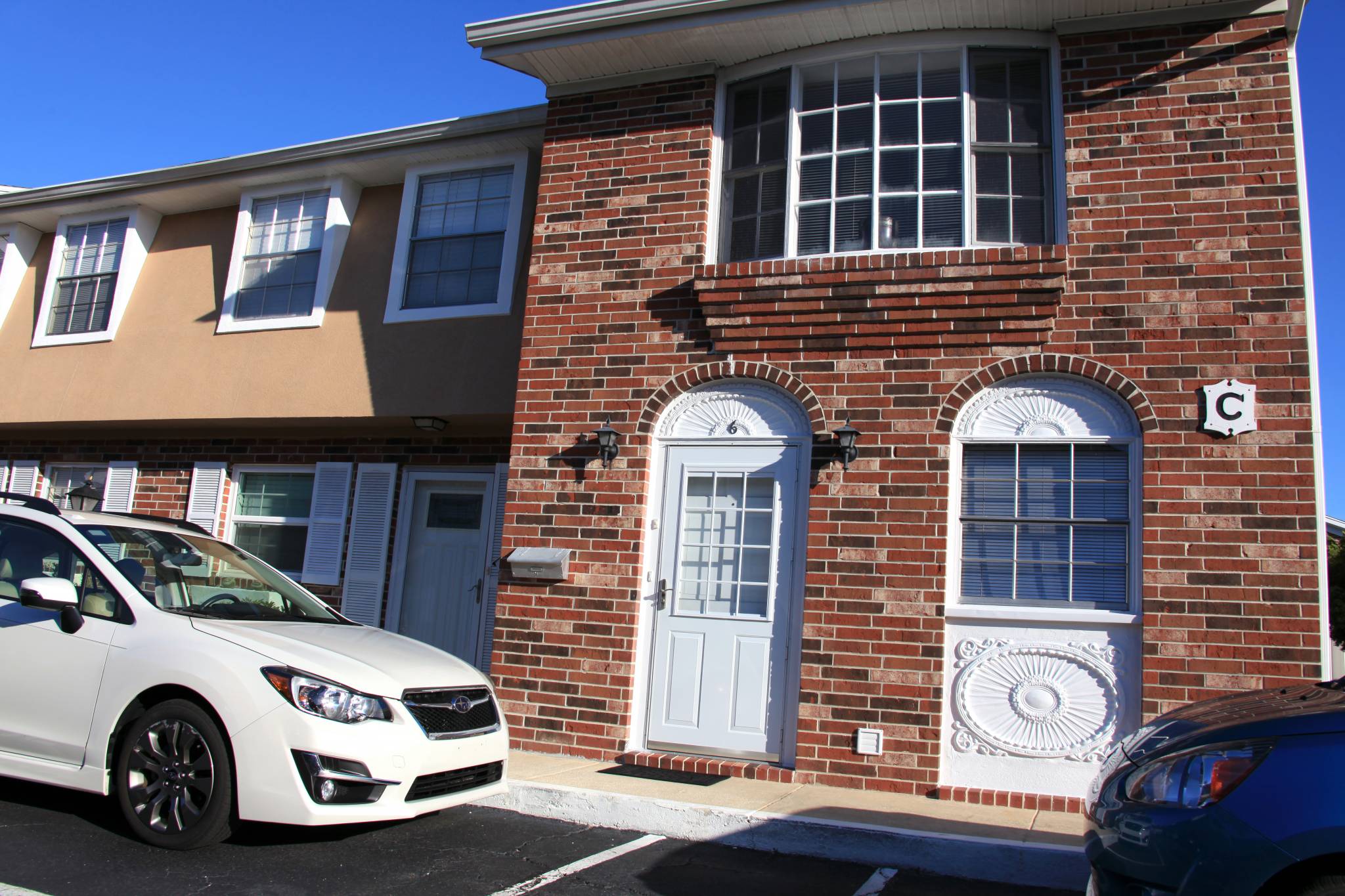 Colonial Townhouses Daytona Condos