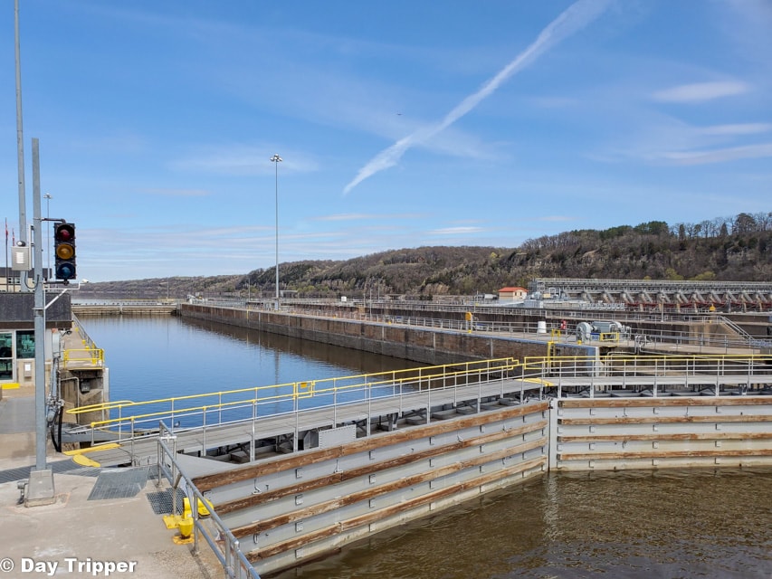 Mississippi River Lock & Dam Number 2 in Hastings MN
