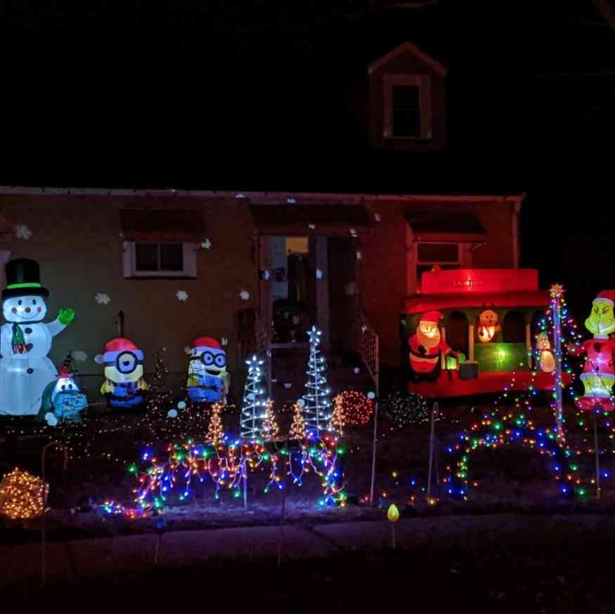 7 Spectacular Christmas Lights Around Rochester Day Trips Around