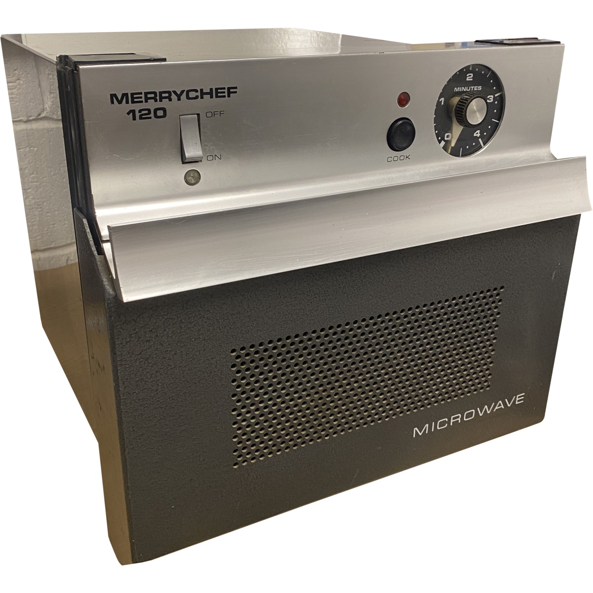 Steam Vs Microwave which is better for your kitchen?