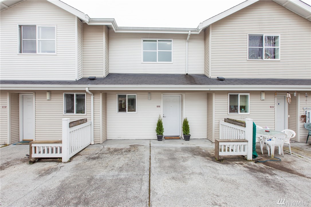 Brandon Court Condo, Seattle, WA Condos For Sale