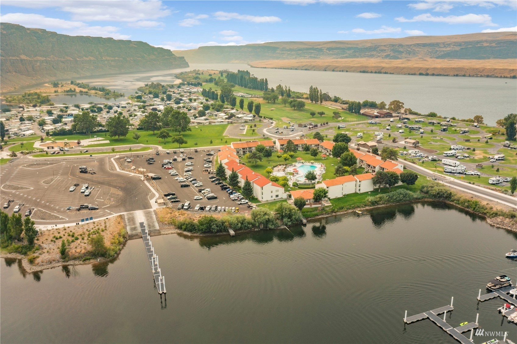 Crescent Bar Condos Unit 119 8903 Crescent Bar Rd NW Unit 119 Quincy