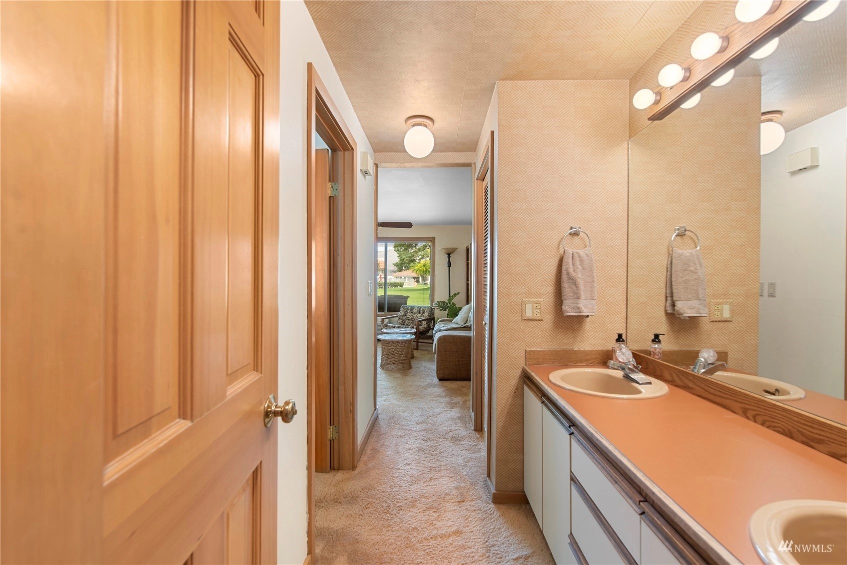 Crescent Bar Condos Unit 119 8903 Crescent Bar Rd NW Unit 119 Quincy