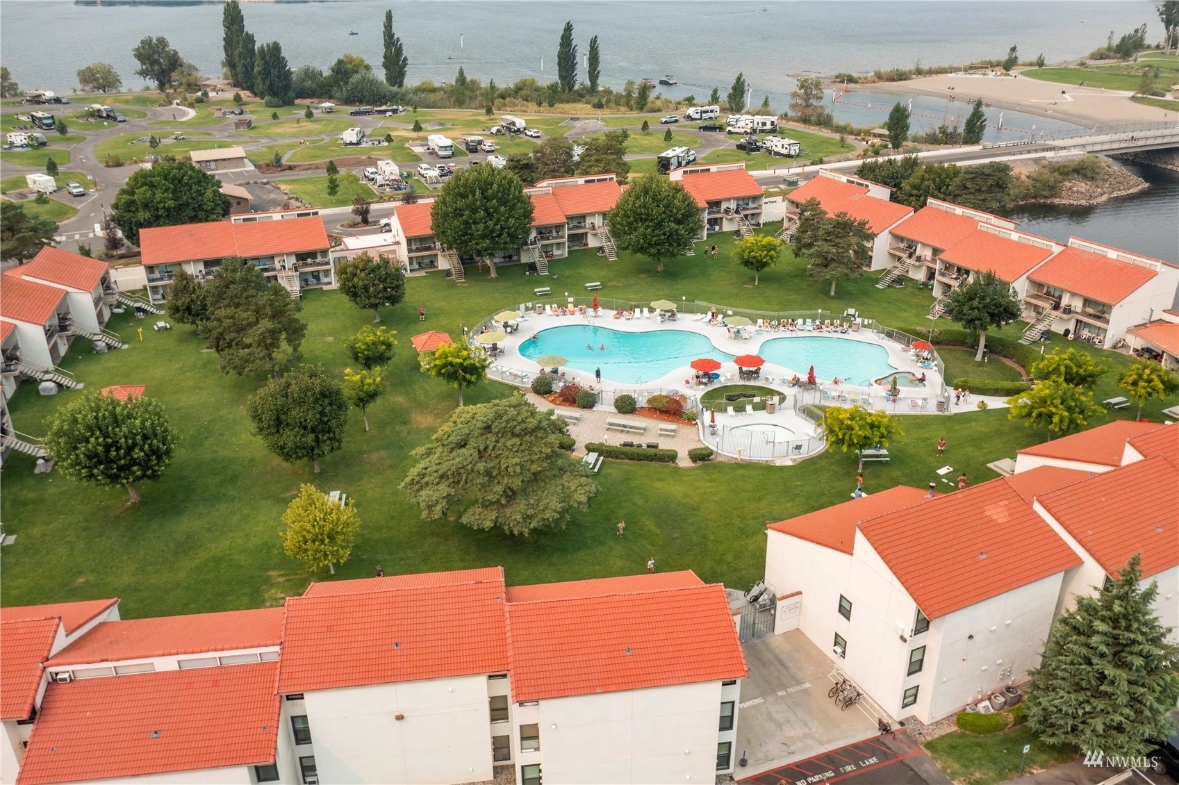 Crescent Bar Condos Unit 119 8903 Crescent Bar Rd NW Unit 119 Quincy