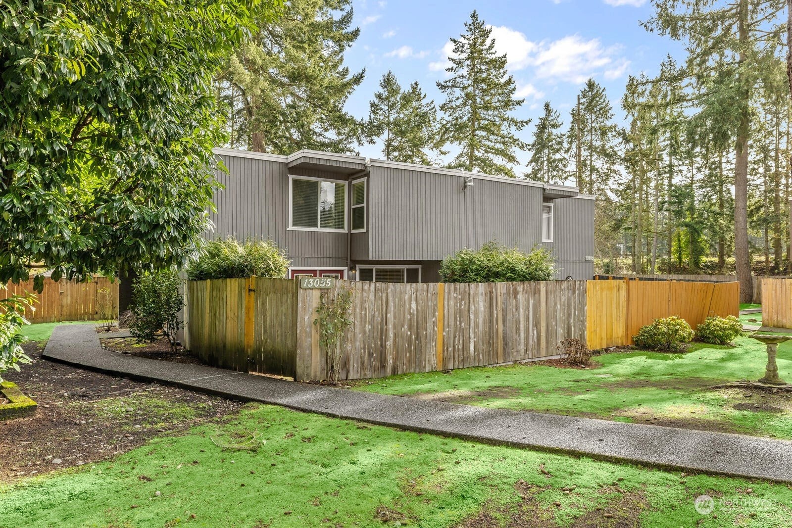 Gravelly Lake Townhomes and Townhouses For Sale at Gravelly Lake in