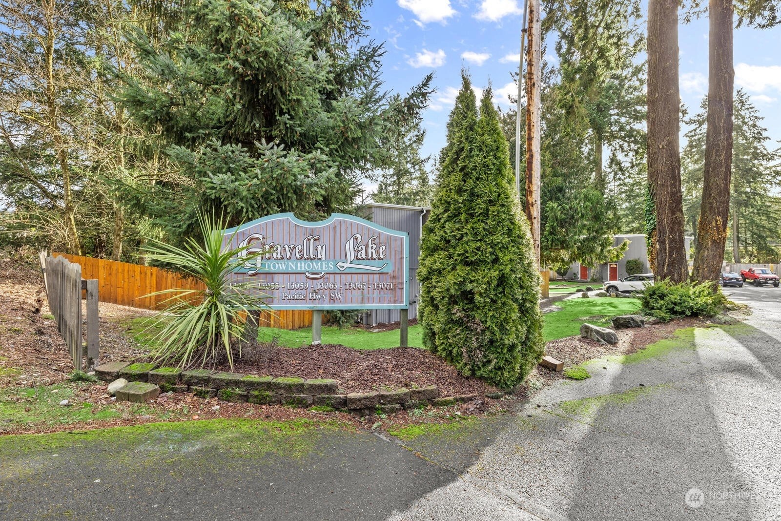 Gravelly Lake Townhomes and Townhouses For Sale at Gravelly Lake in