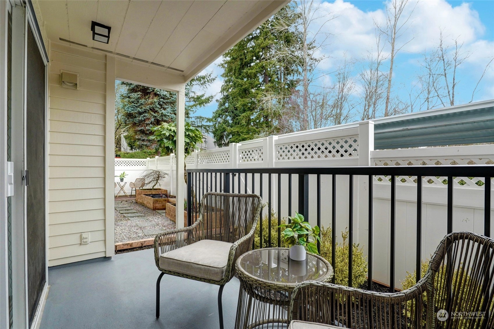 Hidden Creek Condos For Sale at Hidden Creek in Bellevue, WA Wicklund