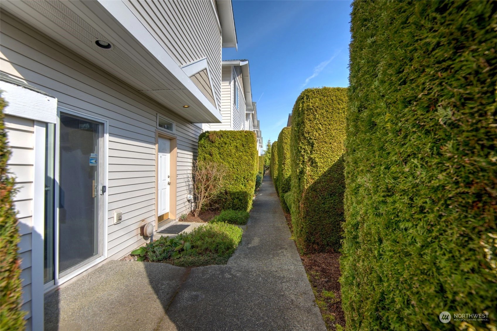 High Point Villa, Lynnwood, WA Townhouses & Townhomes For Sale