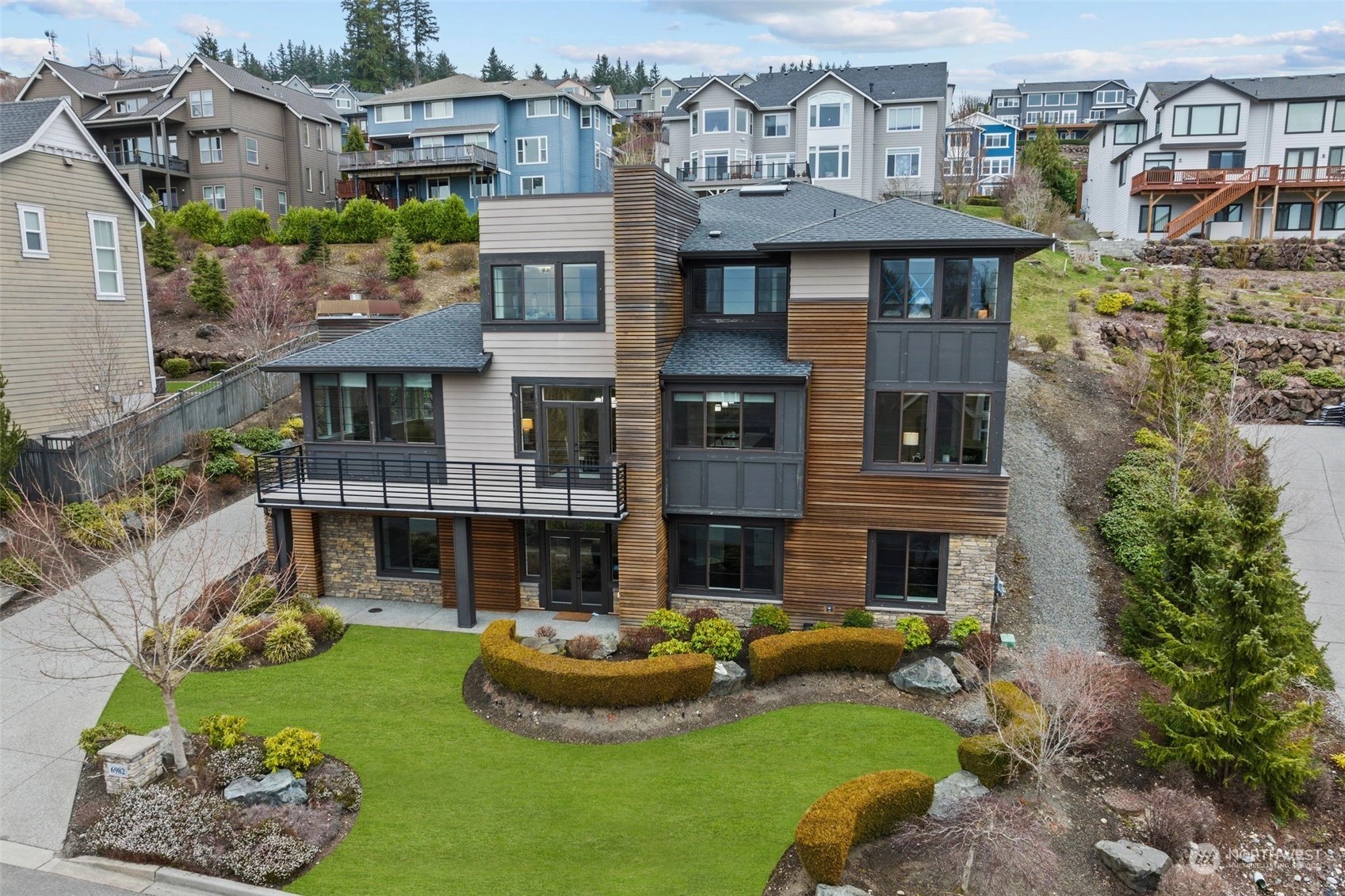 Belvedere Homes For Sale in Belvedere, Bellevue, WA Wicklund