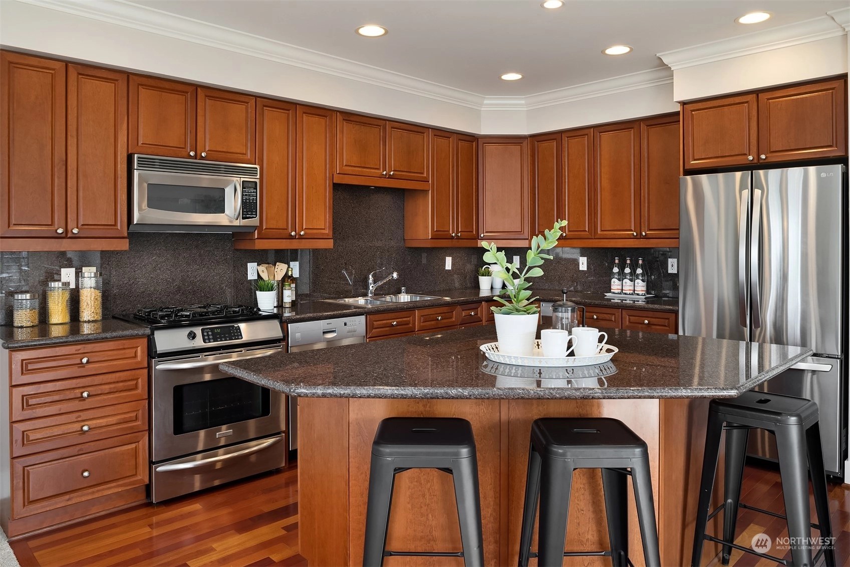 MacGregor Place Townhomes and Townhouses For Sale at MacGregor Place