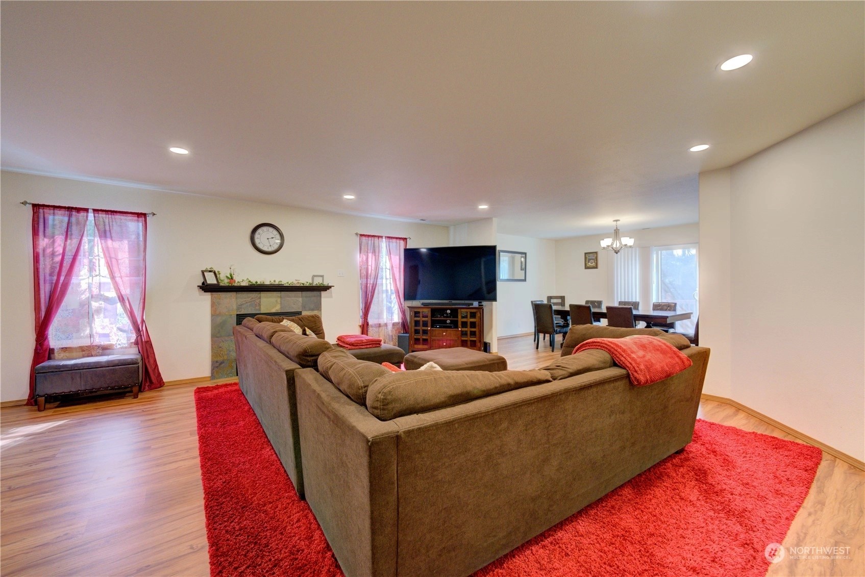 Fir Hollow Townhomes and Townhouses For Sale at Fir Hollow in Bothell