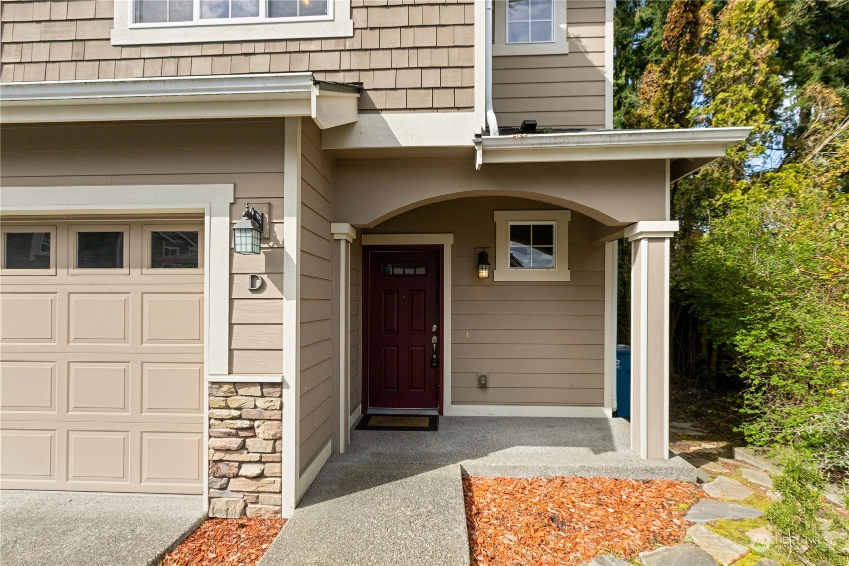 Willowdale, Edmonds, WA Townhouses & Townhomes For Sale