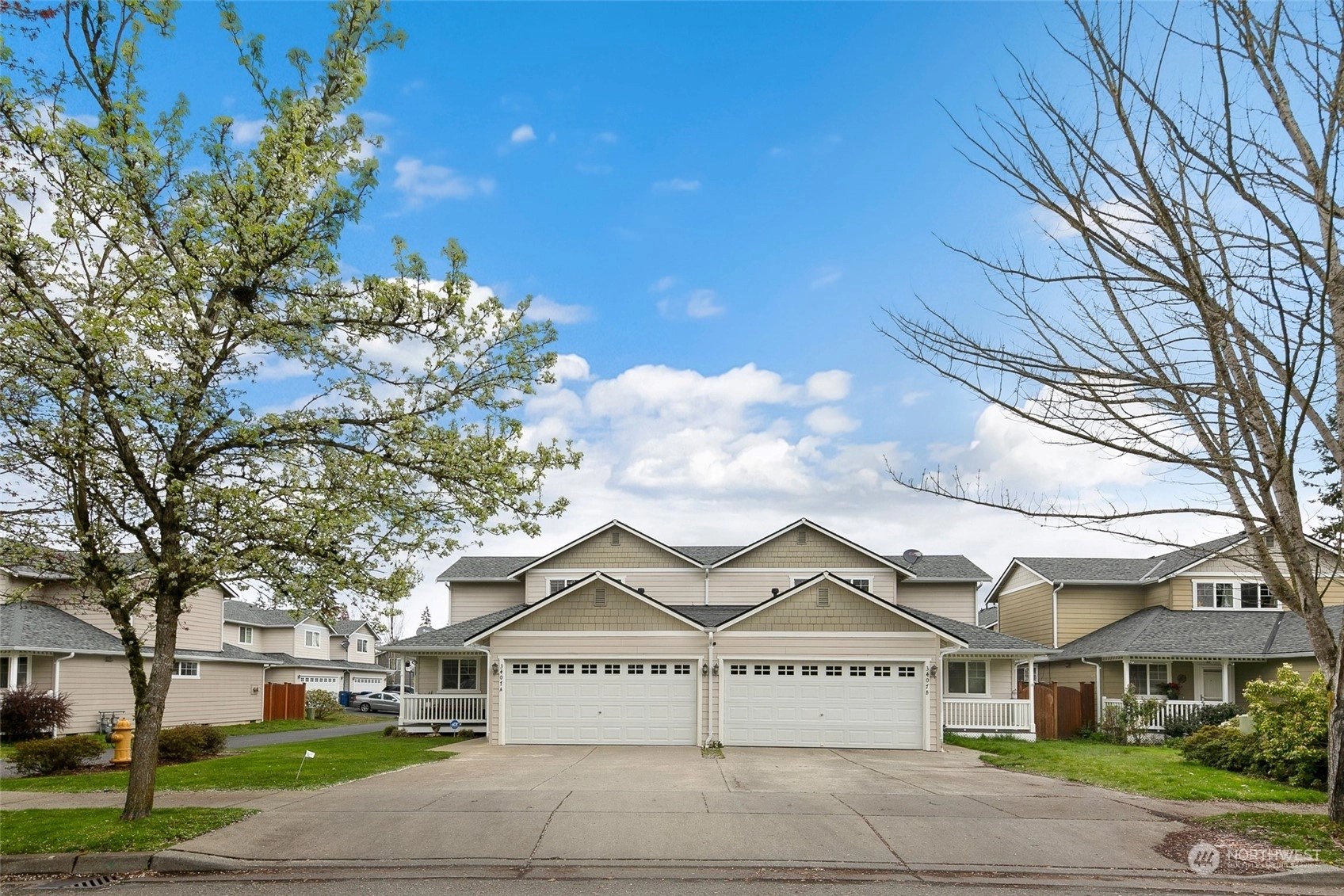 Smokey Point Townhomes and Townhouses For Sale at Smokey Point in