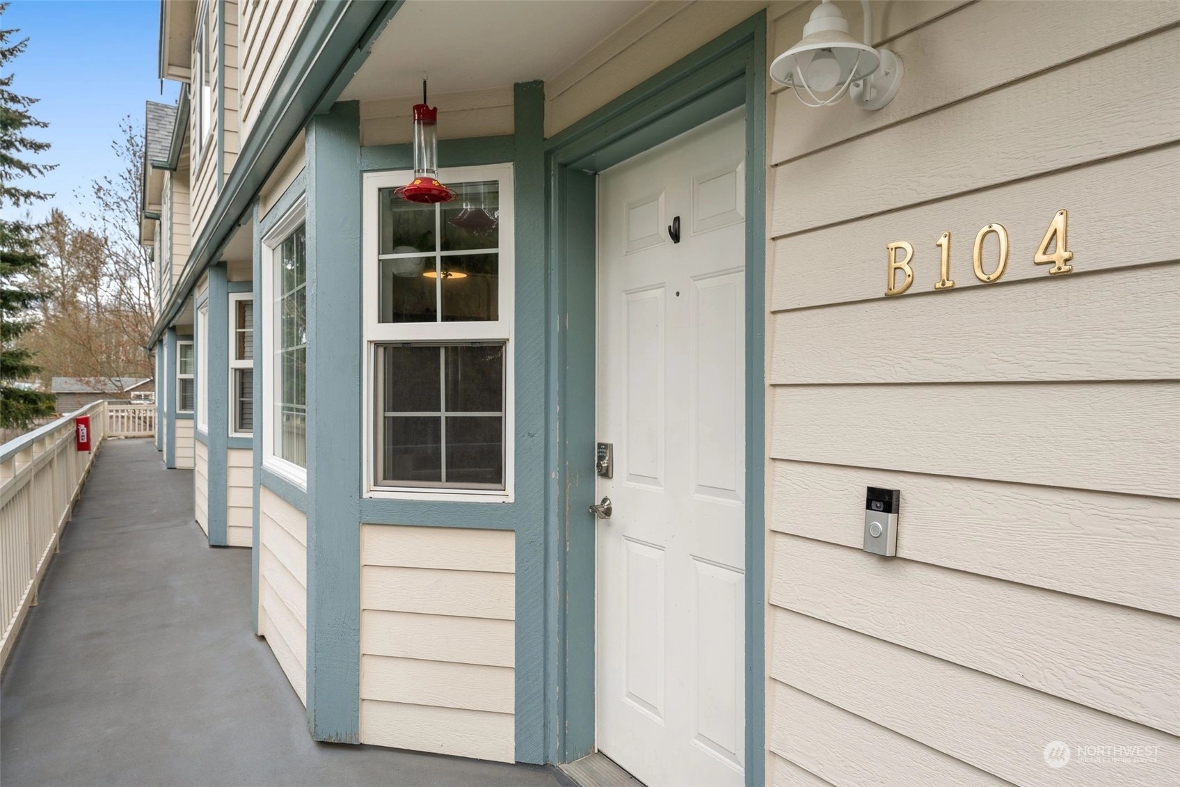 Lake Meadows, Lynnwood, WA Townhouses & Townhomes For Sale