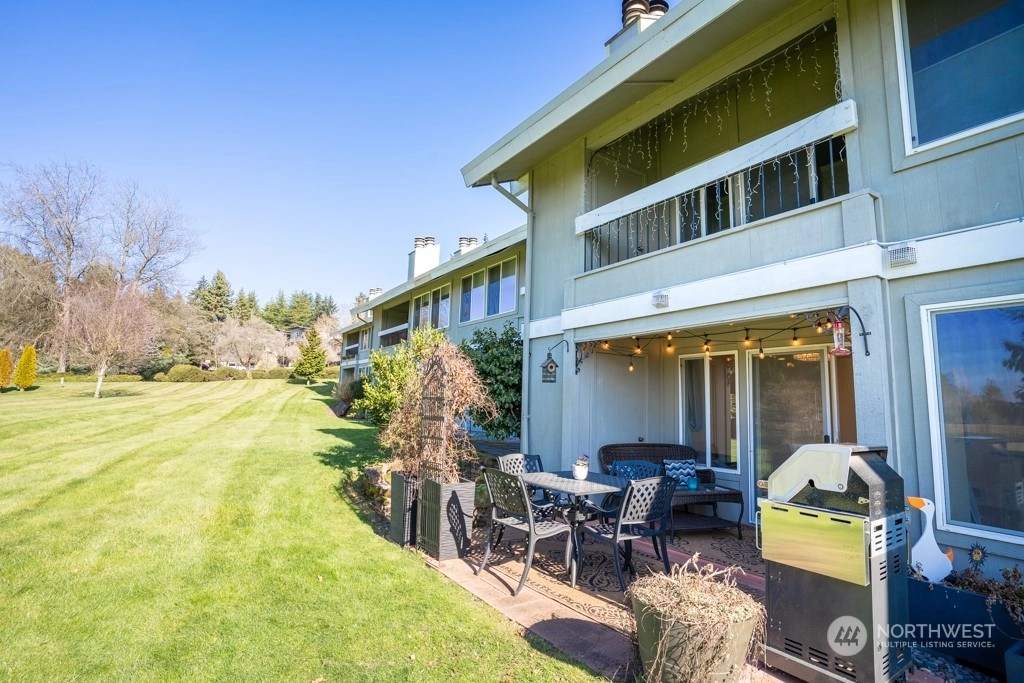 Laurel Park Vista Condos For Sale at Laurel Park Vista in Kirkland