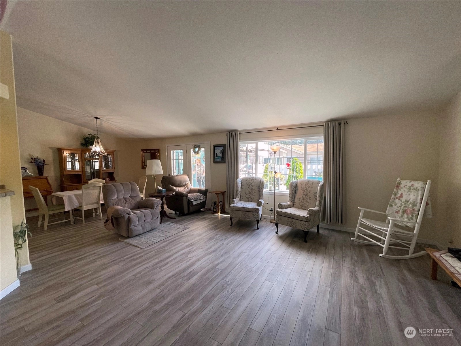 Canyon Meadow Estates Condos For Sale at Canyon Meadow Estates in