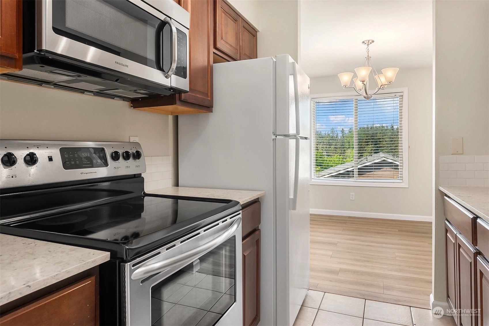 Kingsgate Ridge Manor Condos For Sale at Kingsgate Ridge Manor in