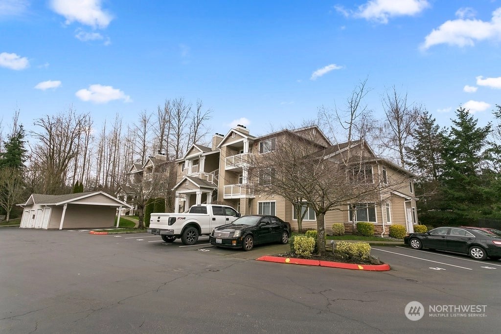 Braewood Condos For Sale at Braewood in Bothell, WA Wicklund