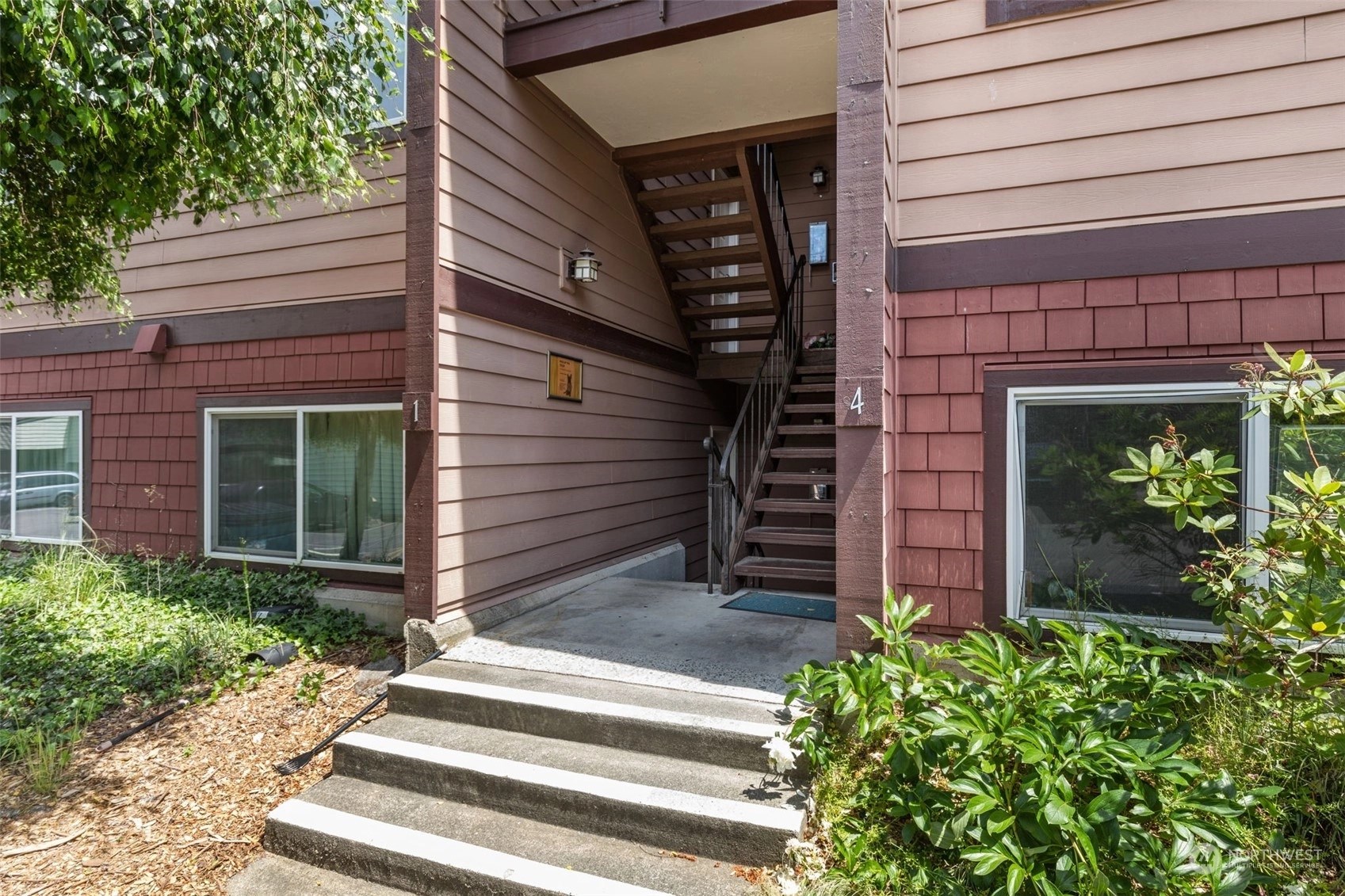 Ambaum Square Condos For Sale at Ambaum Square in Burien, WA Wicklund