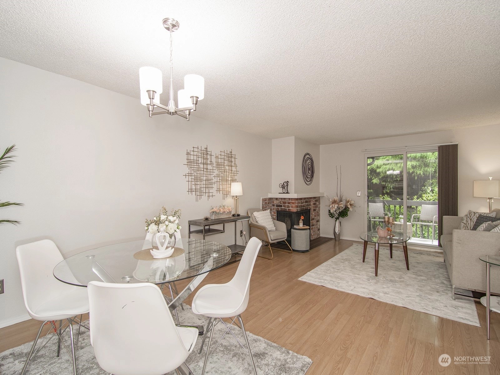 Nottingham Condos For Sale at Nottingham in Bellevue, WA Wicklund