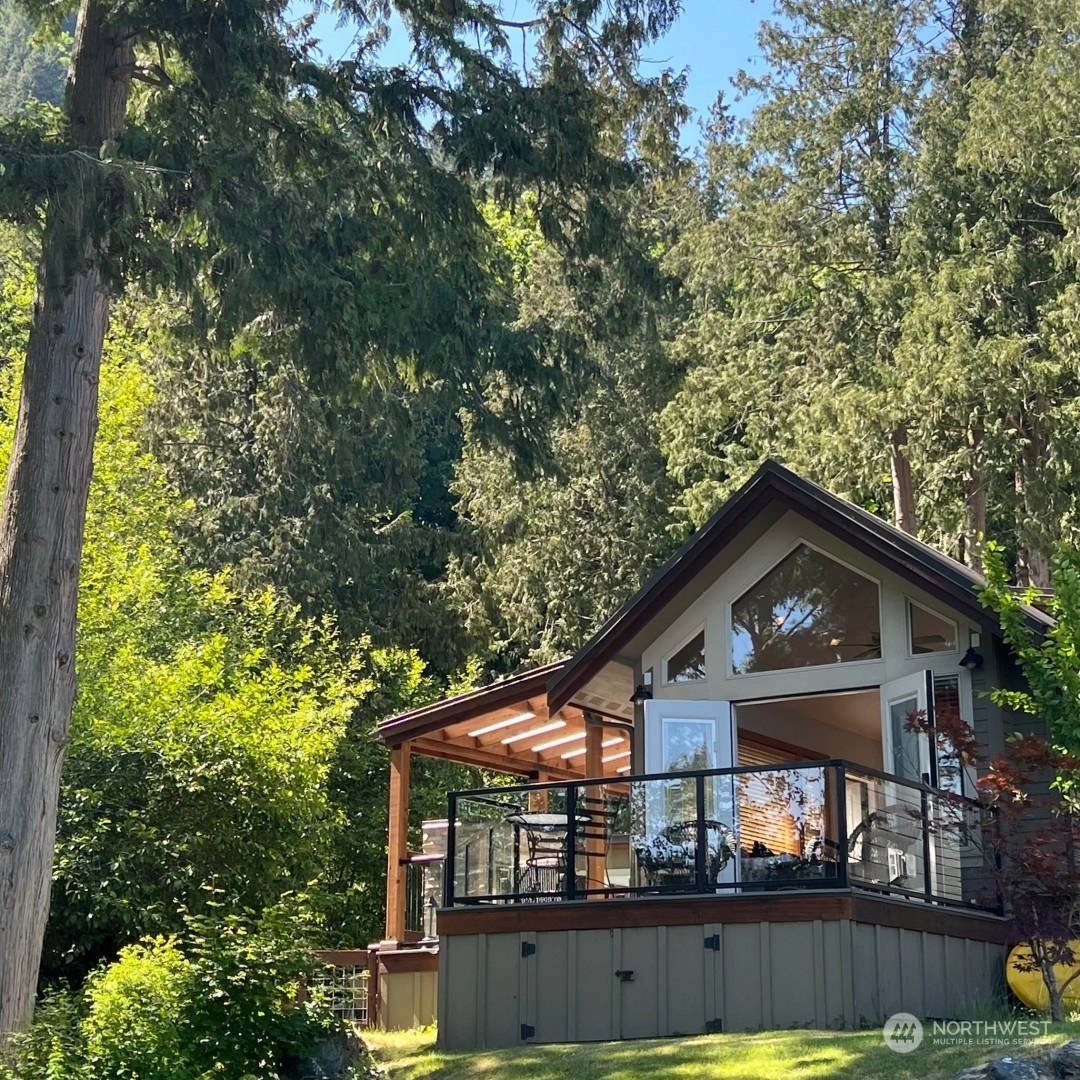 Wildwood Lakefront Cottages Homes For Sale in Wildwood Lakefront