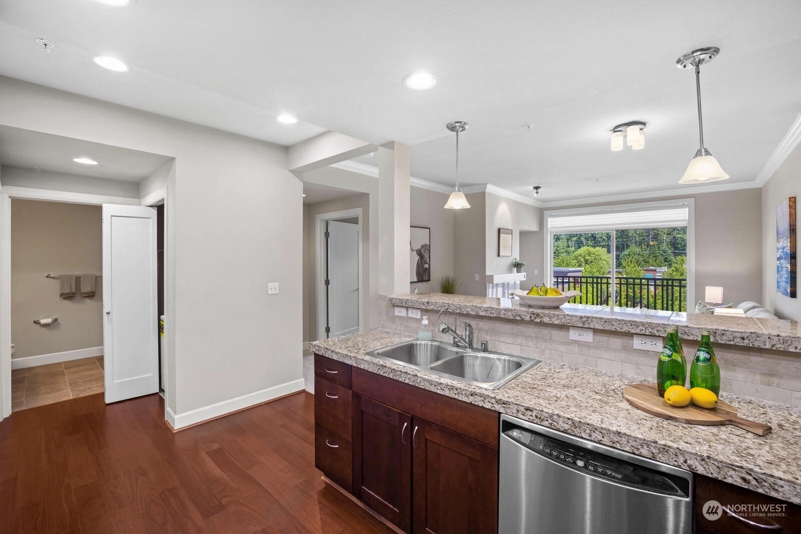 Mira Vida Condos For Sale at Mira Vida in Mill Creek, WA Wicklund