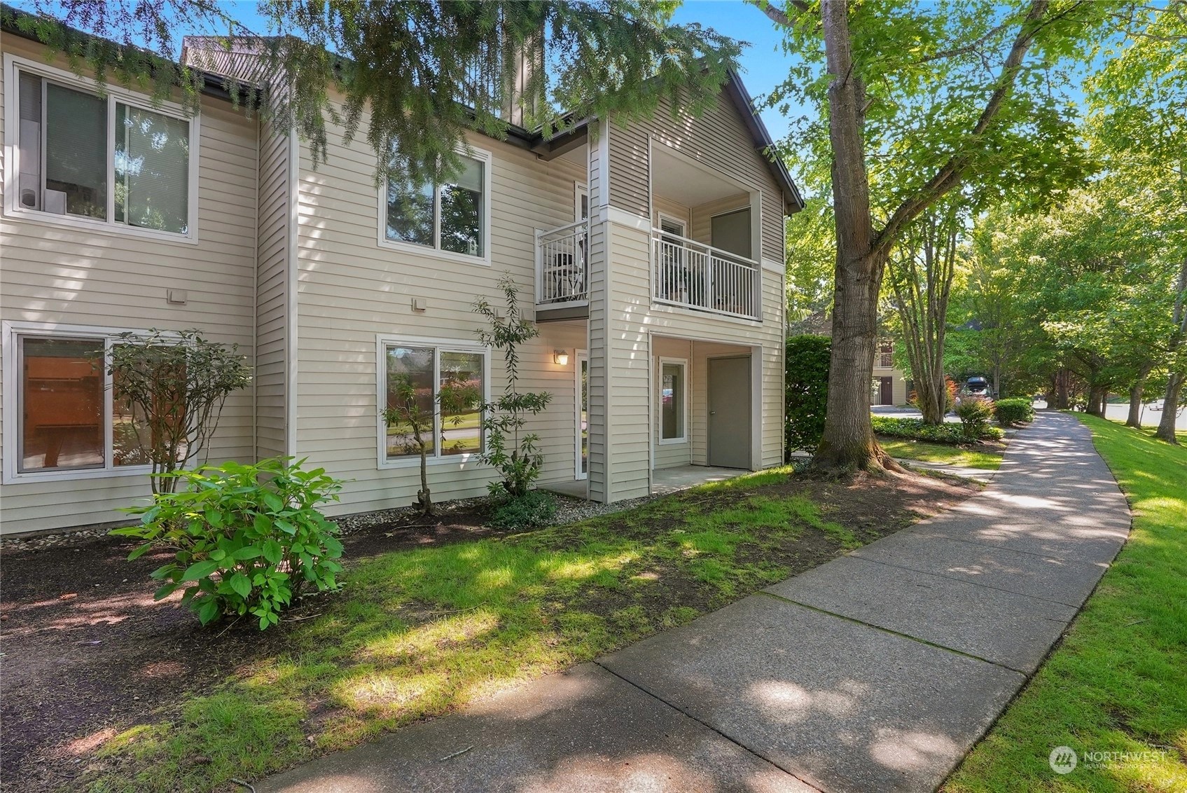 Front 9 Condos For Sale at Front 9 in Mukilteo, WA Wicklund