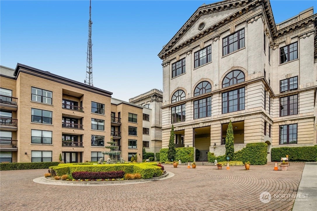 Queen Anne High School Condos For Sale at Queen Anne High School in