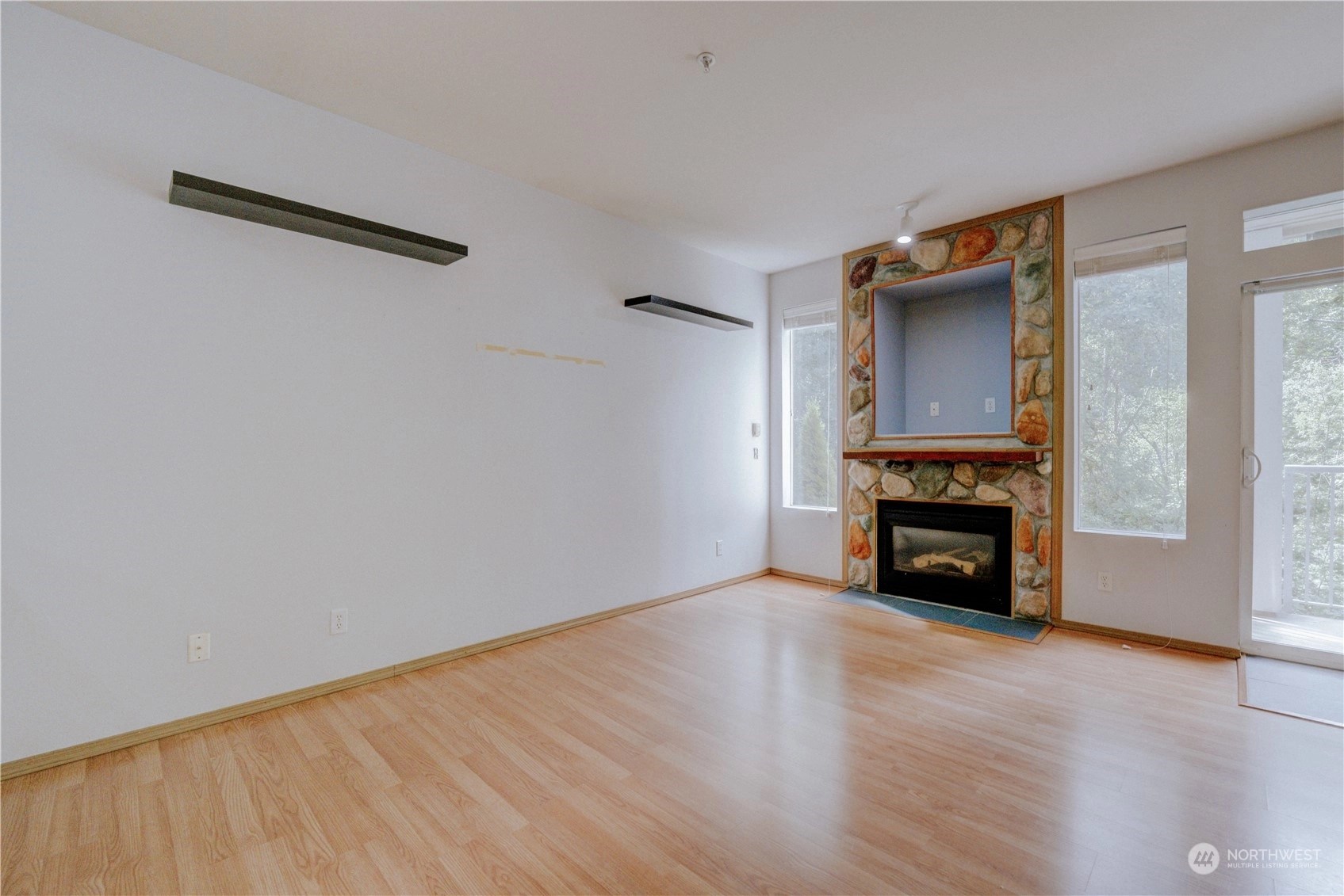 Molasses Creek Condos For Sale at Molasses Creek in Renton, WA Wicklund