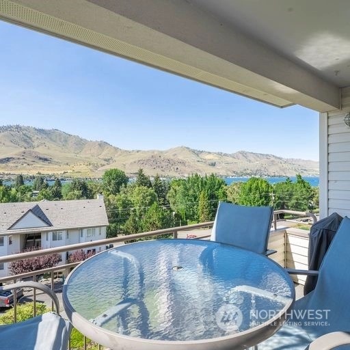 Park Pointe Condos For Sale at Park Pointe in Chelan, WA Wicklund