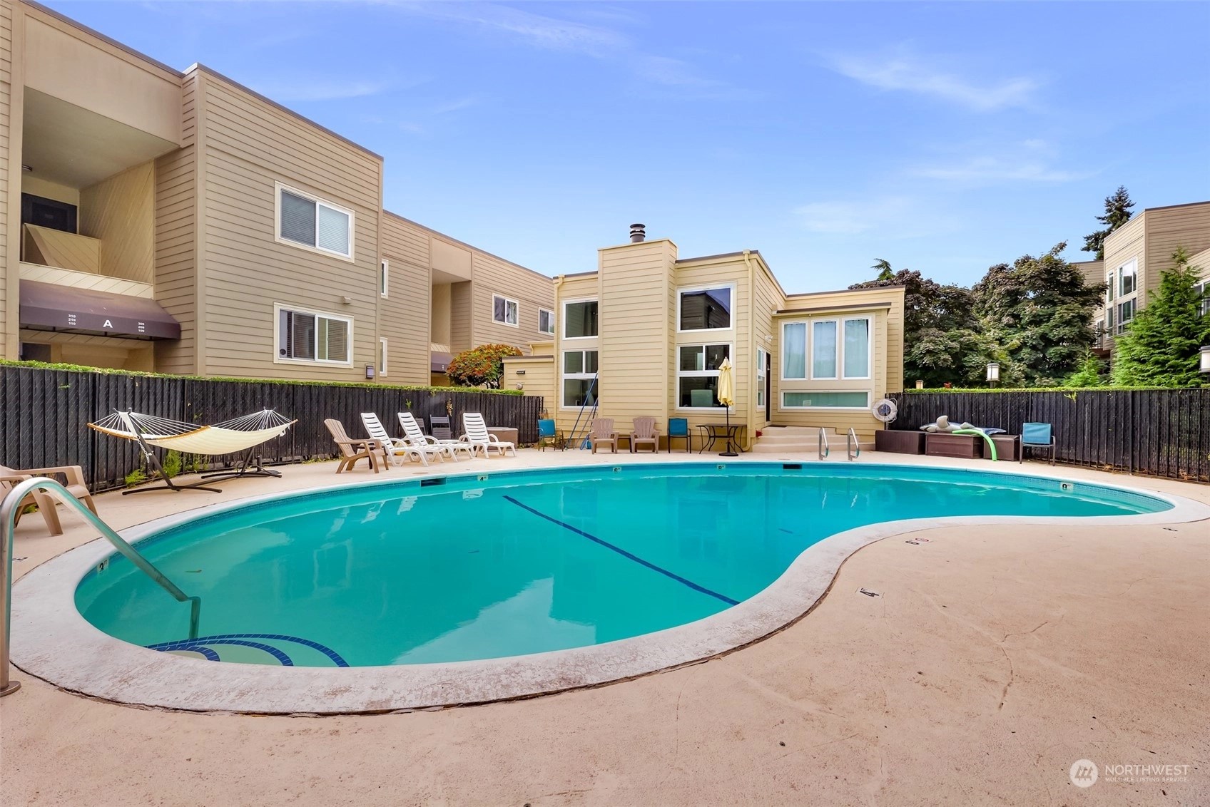 The Sandpiper Condos For Sale at The Sandpiper in Seattle, WA Wicklund