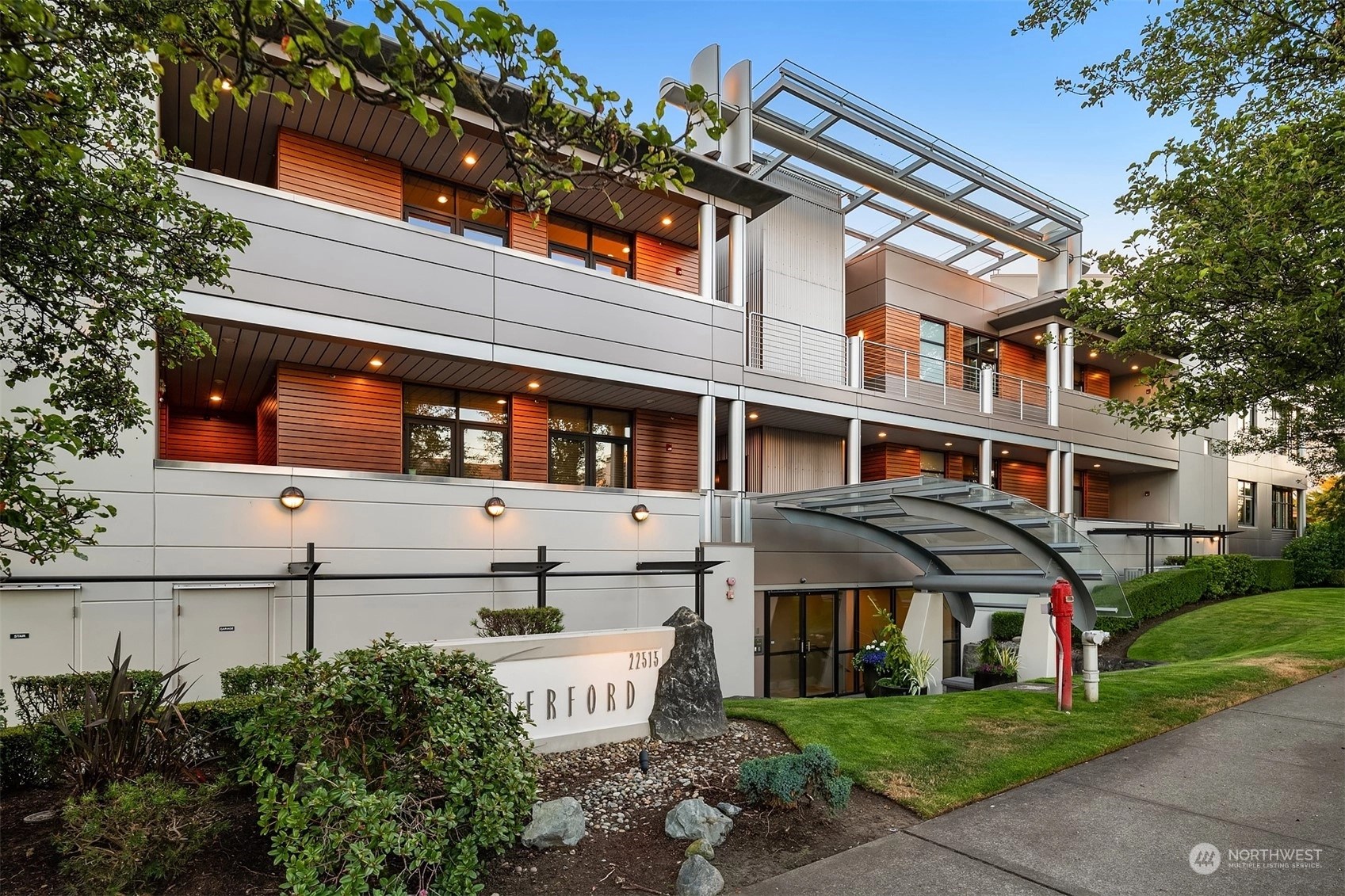 Waterford at Des Moines Condos For Sale at Waterford at Des Moines in